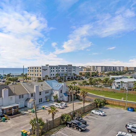 Chic Fort Walton Condo About 2 Blocks To Beach! フォート・ウォルトン・ビーチ エクステリア 写真